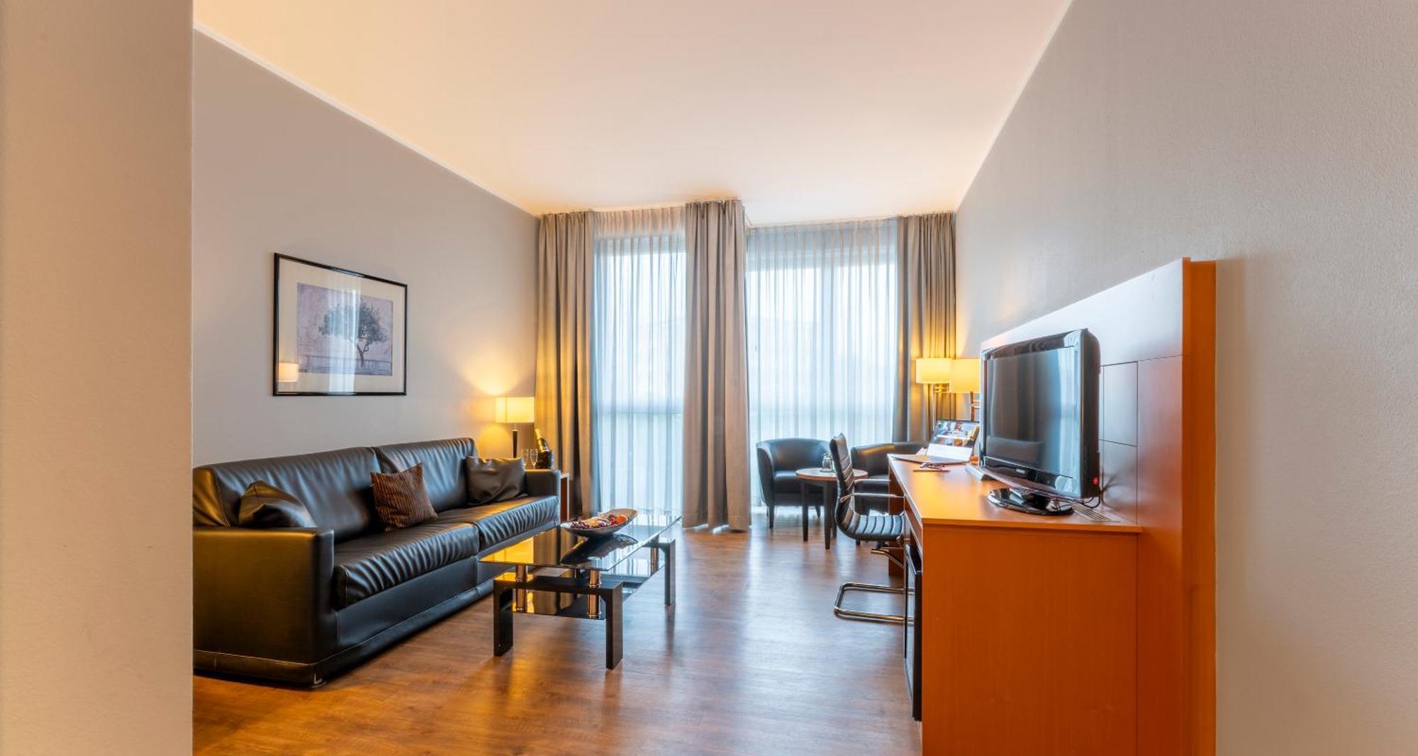 Hotel Plaza Premium Koeln Exterior foto