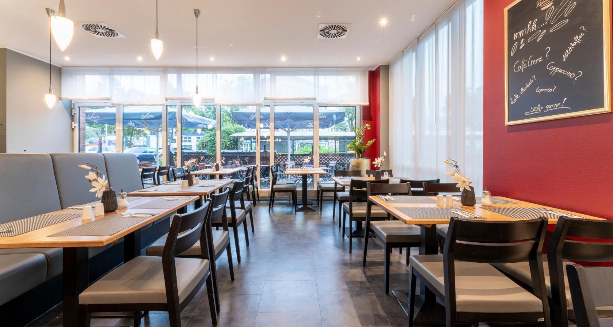 Hotel Plaza Premium Koeln Exterior foto